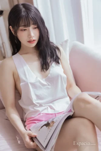 Saika-Kawakita-20