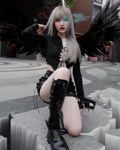 SEEDAA-THEVILLAIN-18